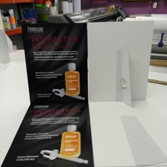 DISPLAY COSMEDICA